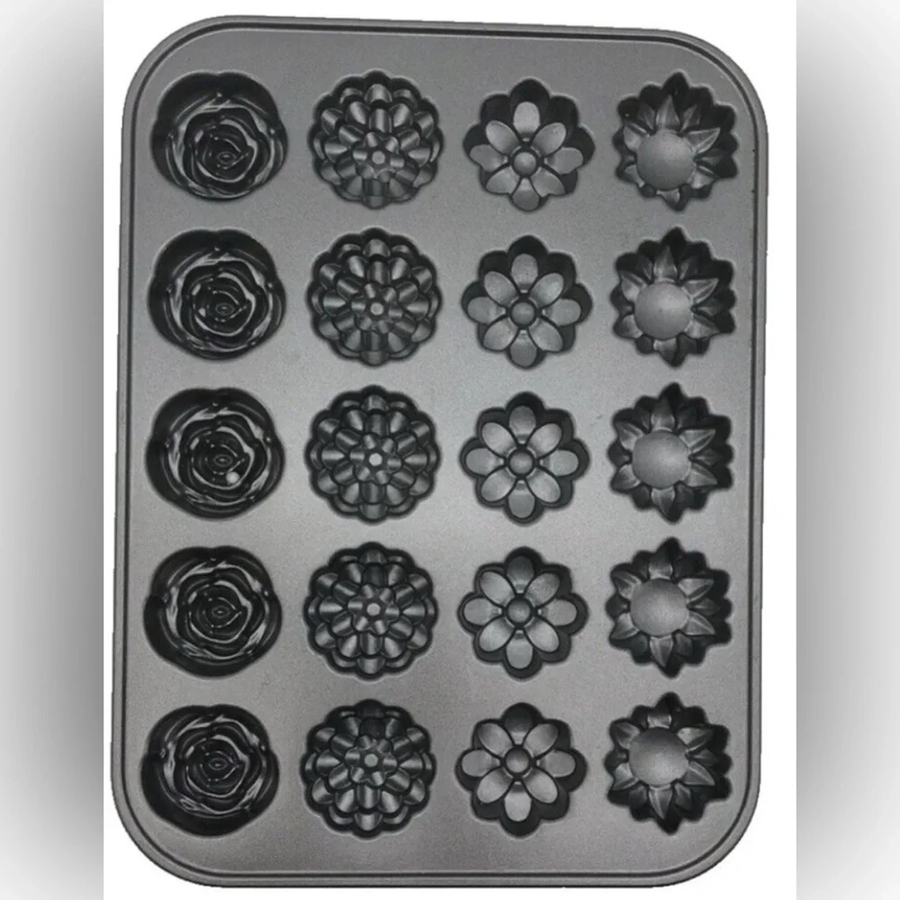 Nordic Ware Petits Four Cake Pan